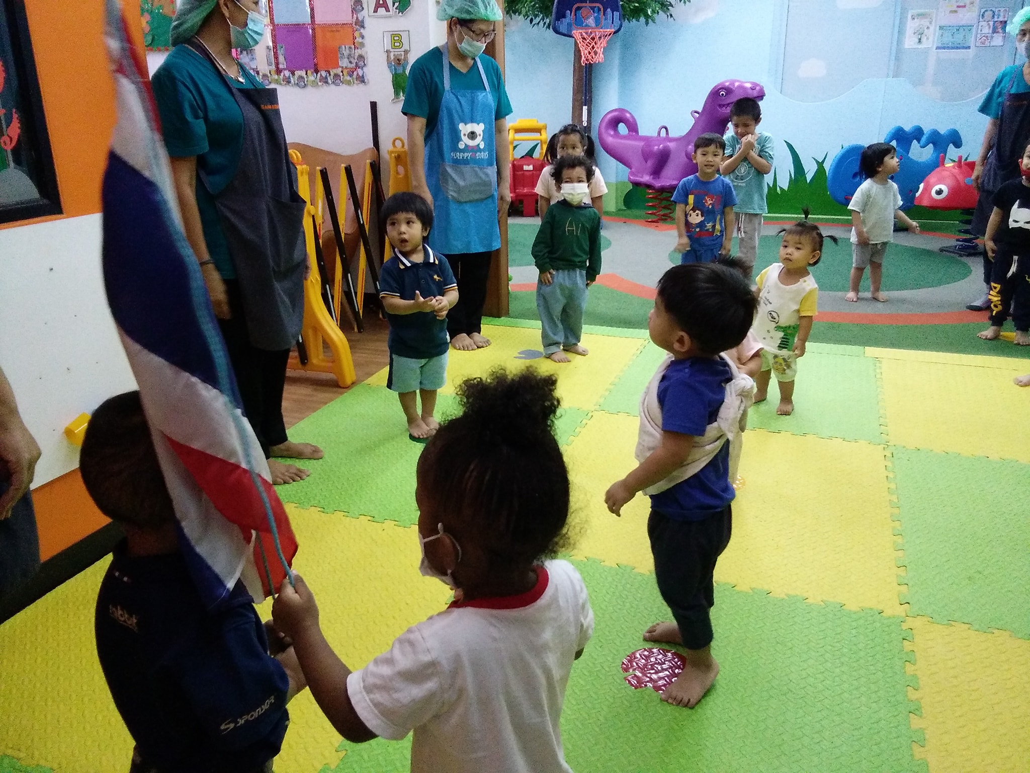 โปรแกรมส่งเสริมกิจกรรมเชิงบวก ละลายพฤติกรรมที่ไม่พึงประสงค์ โดยครูปฐมวัยและนายแพทย์